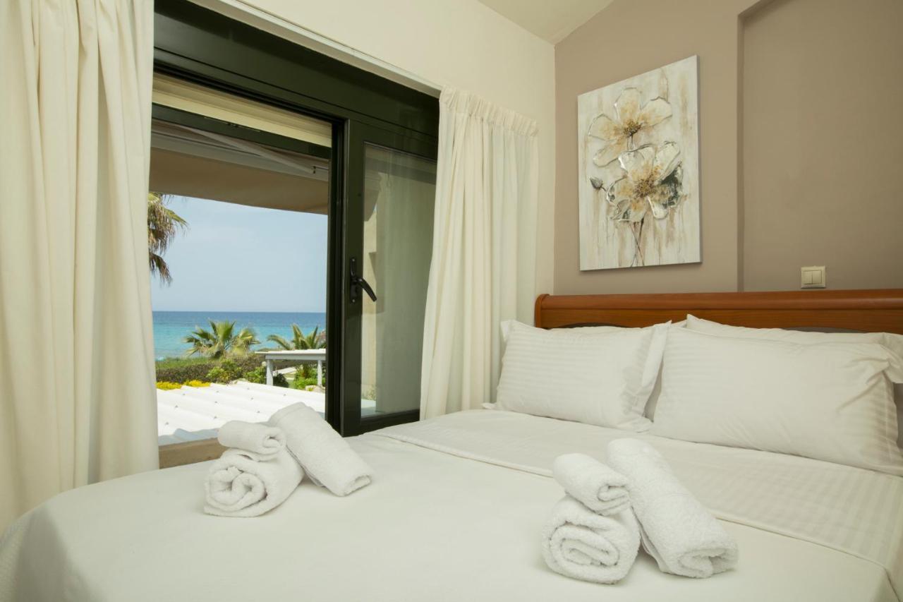 Villa Dihtia On The Sea Pefkochori Ngoại thất bức ảnh